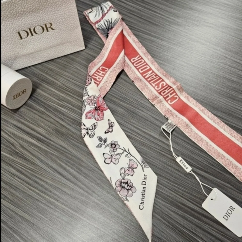 NEW Dior Pink & White Floral Neck Bag Scarf Dior Parfume Line - Picture 9 of 10